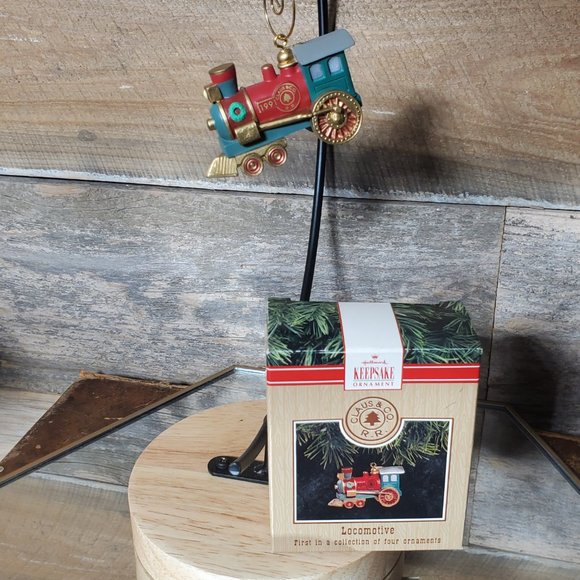 1991 Claus & Co R.R. Locomotive Handcrafted Hallmark Keepsake Ornament - Picture 7 of 8